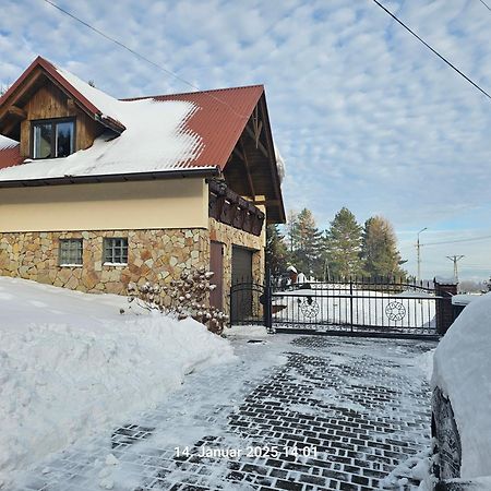 Ferienhaus Липова Экстерьер фото